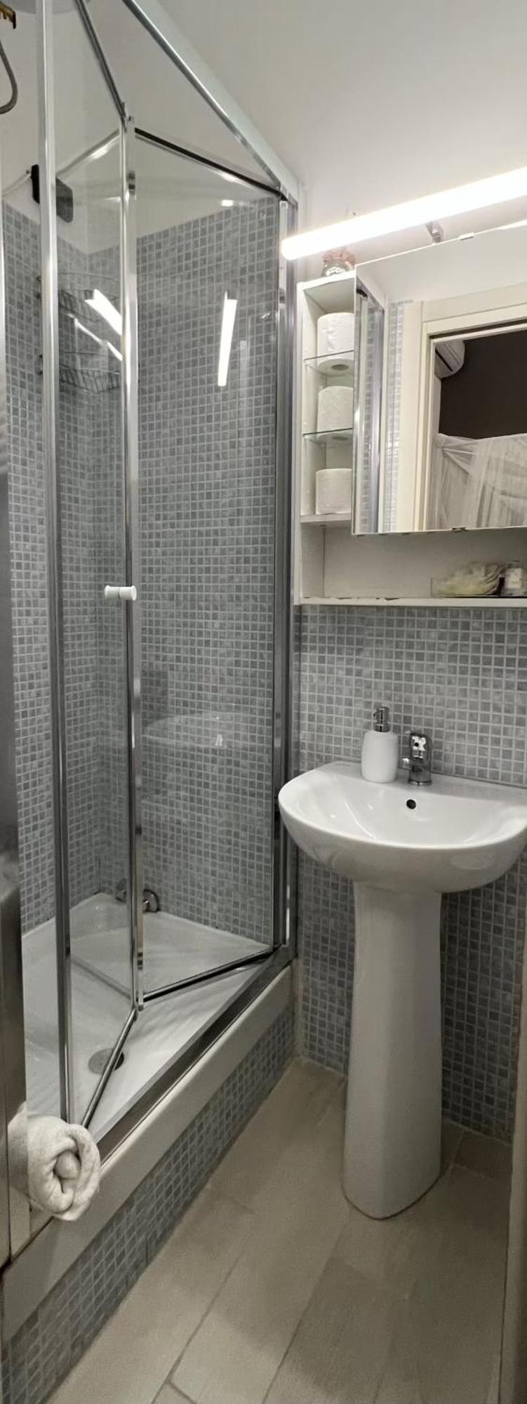 Cairoli 1 House G&B Colisee Rzym Zewnętrze zdjęcie